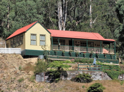 Walhalla Wild Cherry - Holiday Byron Bay 0