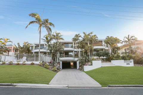 Walk To The Beach, Sunshine Beach - Holiday Byron Bay 0