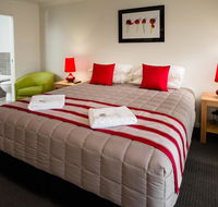 Wallsend Executive Apartments - Holiday Byron Bay