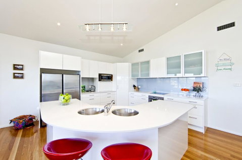 Wanda Point House - Tranquil, Elegant & Dog Friendly - Holiday Byron Bay 2
