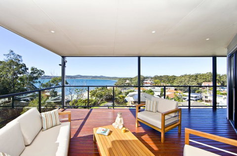Wanda Point House - Tranquil, Elegant & Dog Friendly - Holiday Byron Bay 1