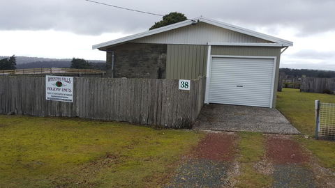 Waratah Falls Holiday Unit - Holiday Byron Bay 1