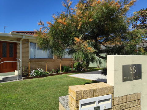 Warilla Sands - Holiday Byron Bay 1