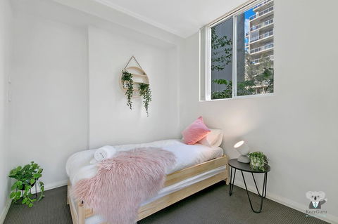 WARRICK FRAM 3 BEDS APT FREE PARKING WALK TO WESTFIELD CLOSE TO HOSPITAL NWF003 - Holiday Byron Bay 1