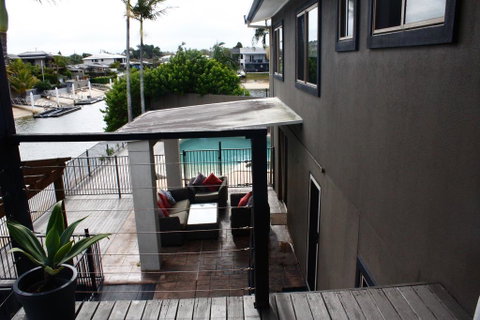 Water Front Room - Holiday Byron Bay 1