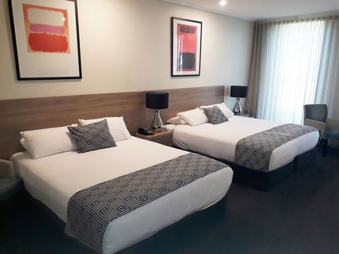 The Dingley Hotel - Holiday Byron Bay 8
