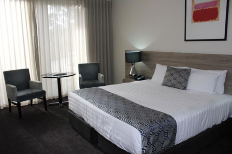 The Dingley Hotel - Holiday Byron Bay 6