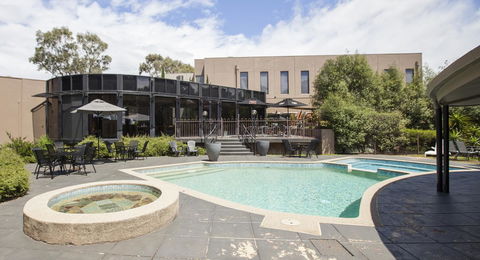 The Dingley Hotel - Holiday Byron Bay 0