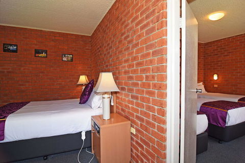 Main Lead Ballarat Motel - Holiday Byron Bay 12