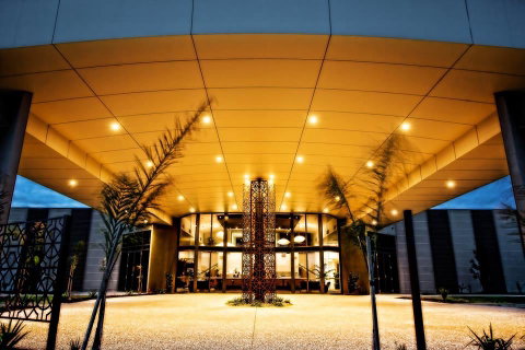 Quality Hotel Point Cook - Holiday Byron Bay 0