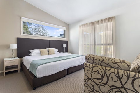 Quality Hotel Point Cook - Holiday Byron Bay 5