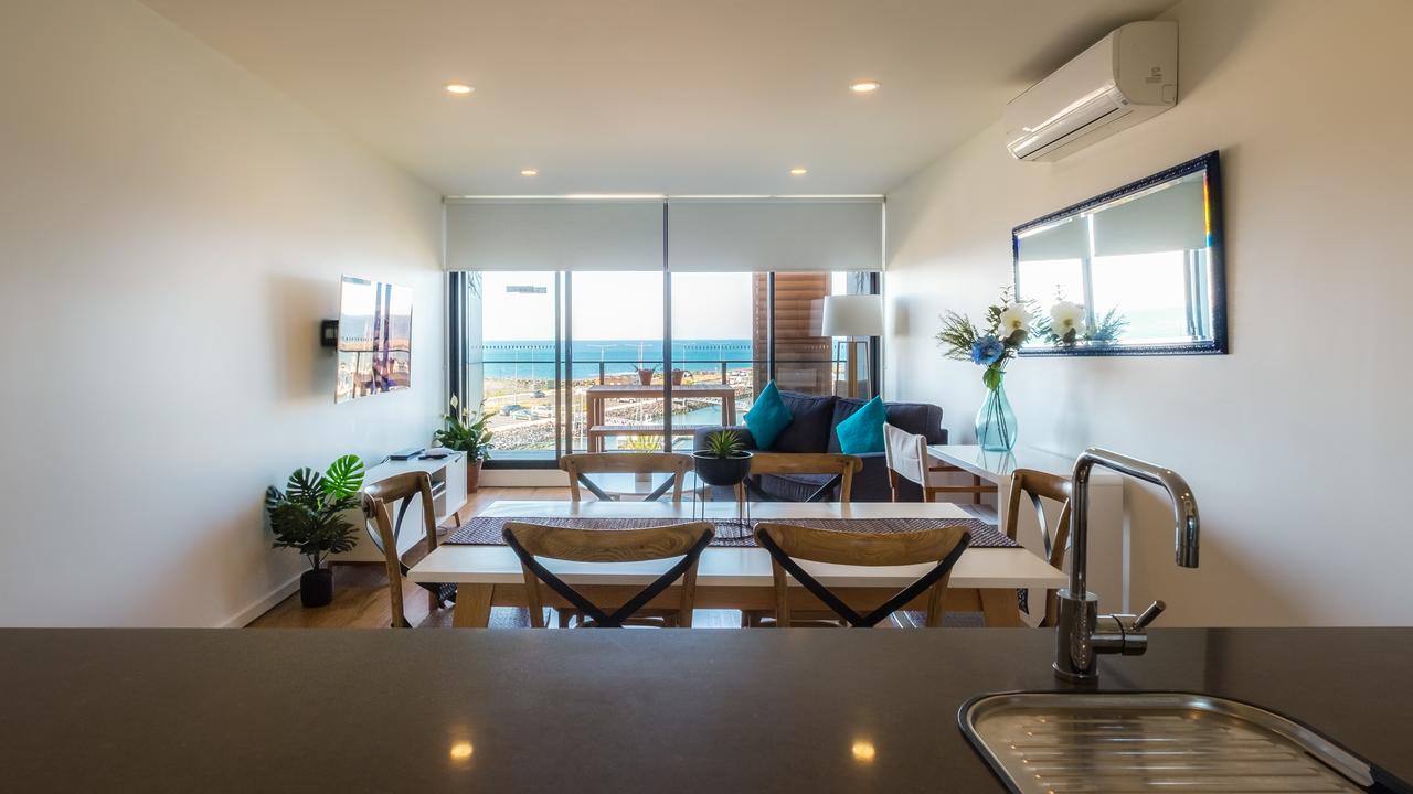 Werribee South VIC Holiday Byron Bay