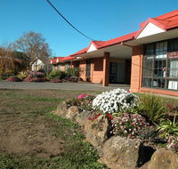 Ambassador Motor Inn - Holiday Byron Bay
