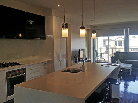 104 On Merri Apartments - Holiday Byron Bay 21