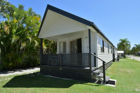 BIG4 Breeze Holiday Parks - Rainbow Beach - Holiday Byron Bay 6
