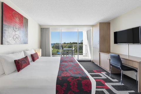 Ramada By Wyndham Marcoola Beach - Holiday Byron Bay 17