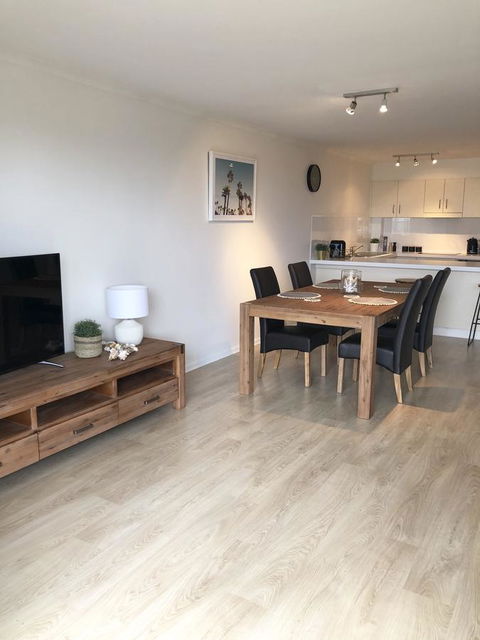 Sunshine Beach Luxe Apartment - Holiday Byron Bay 17