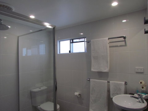 Alex Beach Cabins And Tourist Park - Holiday Byron Bay 1