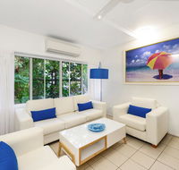 By The Sea Port Douglas - Holiday Byron Bay