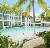 Beach Club Port Douglas 3 Bedroom Luxury Apartment - Holiday Byron Bay