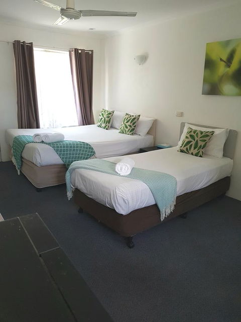Twin Pines Motel - Holiday Byron Bay 10