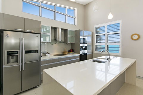 Redvue Holiday Apartments - Holiday Byron Bay 19