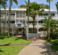 The White House Port Douglas - Holiday Byron Bay