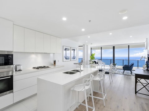 Oracle Resort Broadbeach - Gclr - Holiday Byron Bay 13