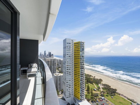 Oracle Resort Broadbeach - Gclr - Holiday Byron Bay 17