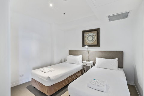 Oracle Resort Broadbeach - Gclr - Holiday Byron Bay 42