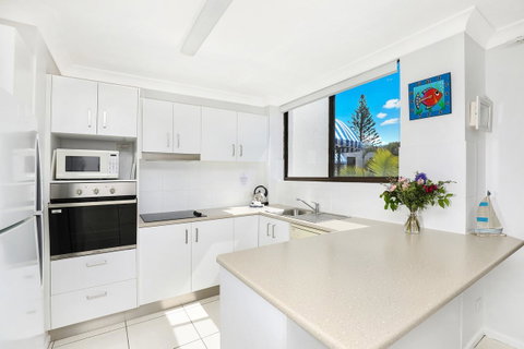 Headland Tropicana Resort - Holiday Byron Bay 11
