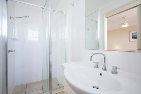 Headland Tropicana Resort - Holiday Byron Bay 41