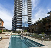 Boardwalk Burleigh Beach - Official - Holiday Byron Bay