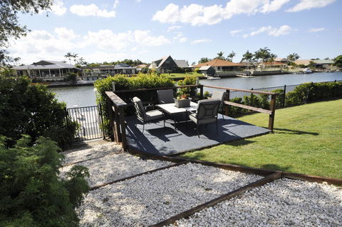 Bribie Island Canal Holiday Destination! - Holiday Byron Bay 1