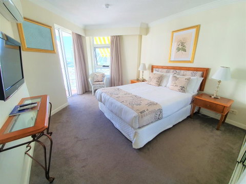 Broadbeach Holiday Apartments - Holiday Byron Bay 14