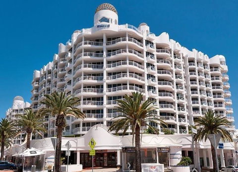 Broadbeach Holiday Apartments - Holiday Byron Bay 42
