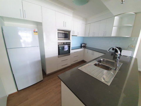 Broadbeach Holiday Apartments - Holiday Byron Bay 10
