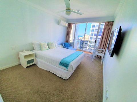 Broadbeach Holiday Apartments - Holiday Byron Bay 19