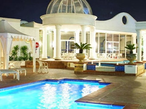 Broadbeach Holiday Apartments - Holiday Byron Bay 38