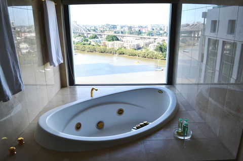 Stamford Plaza Brisbane - Holiday Byron Bay 41