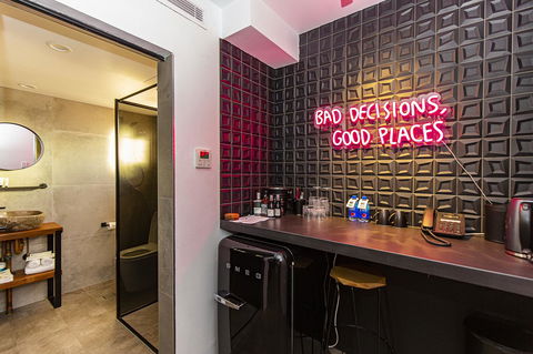 The Pink Hotel Coolangatta - Holiday Byron Bay 15