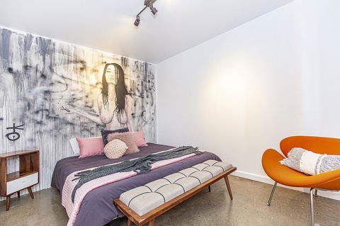 The Pink Hotel Coolangatta - Holiday Byron Bay 13