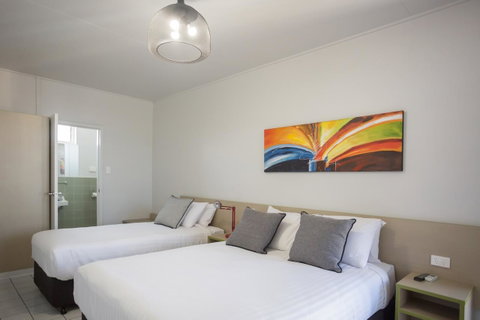 Nightcap At Emerald Star Hotel - Holiday Byron Bay 43