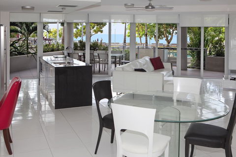 Vision Apartments - Holiday Byron Bay 3