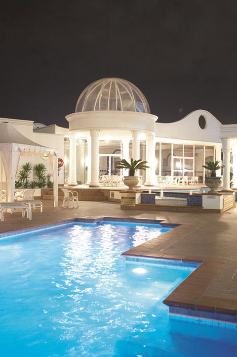 The Phoenician Resort - Holiday Byron Bay 12