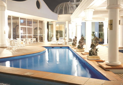 The Phoenician Resort - Holiday Byron Bay 1