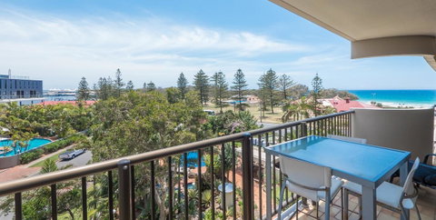 De Ville Apartments - Holiday Byron Bay 12