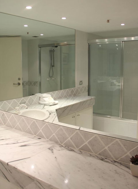 De Ville Apartments - Holiday Byron Bay 3