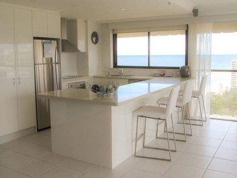 De Ville Apartments - Holiday Byron Bay 13