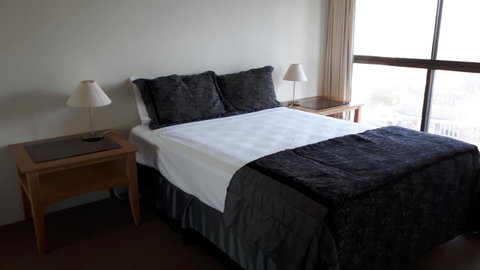 De Ville Apartments - Holiday Byron Bay 7